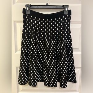 Ana Couture Black & White Diamonds Flare Sweater Skirt
